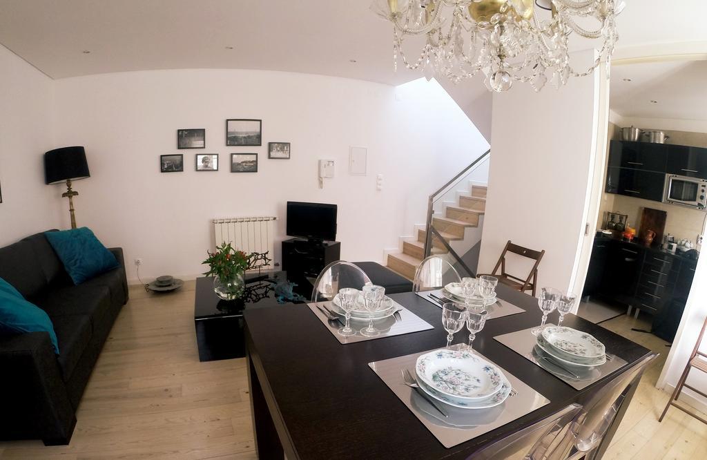 Triplex With Garage - Praca Das Flores Lissabon Zimmer foto