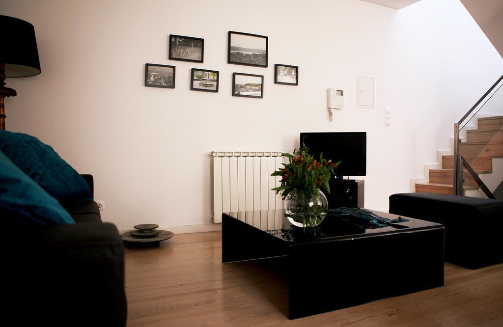 Triplex With Garage - Praca Das Flores Lissabon Zimmer foto