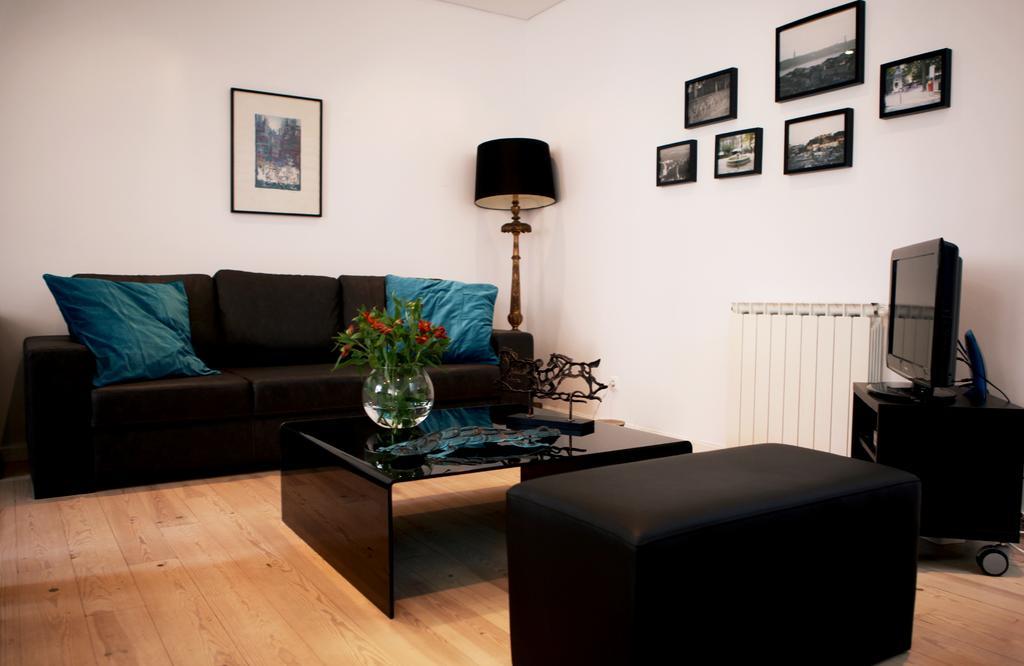 Triplex With Garage - Praca Das Flores Lissabon Zimmer foto
